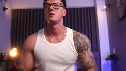 Snapshot of thomas_falcon1 chatting on 10-15-25, 02:33 Thomas Falcon online show from 10-15-25, 02:33