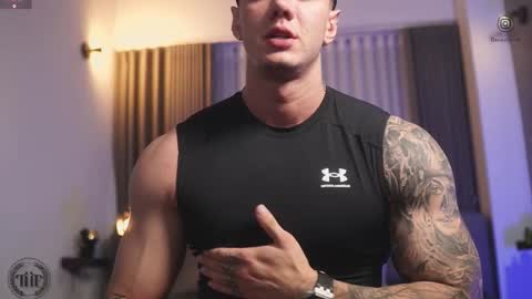 Snapshot of thomas_falcon1 chatting on 10-22-25, 01:28 Thomas Falcon online show from 10-22-25, 01:28