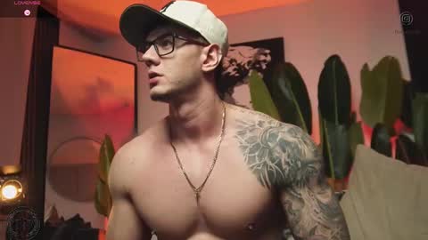 Thomas Falcon online show from 01-15-26, 03:44