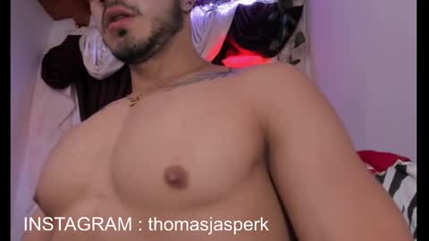 Snapshot of thomas_k7 chatting on 10-30-25, 03:02 Thomas online show from 10-30-25, 03:02