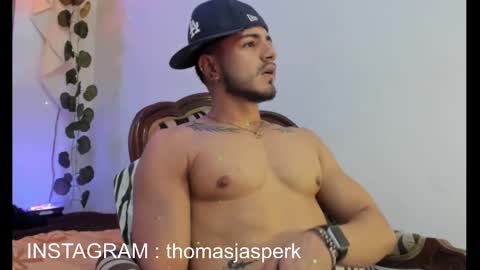 Snapshot of thomas_k7 chatting on 11-03-25, 08:43 Thomas online show from 11-03-25, 08:43