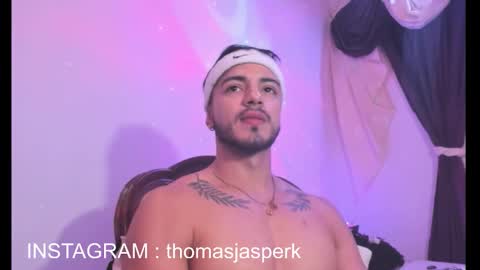 Snapshot of thomas_k7 chatting on 11-17-25, 10:04 Thomas online show from 11-17-25, 10:04