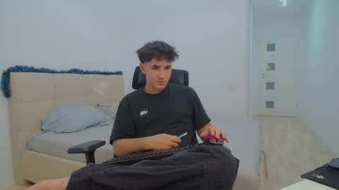 Thomas Lawrence online show from 12-14-24, 04:12