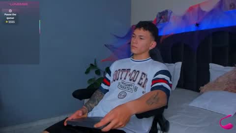 Thomas online show from 10-20-25, 01:00