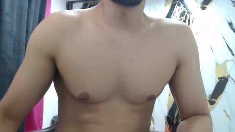 Snapshot of thomas_neuman chatting on 11-24-25, 09:14 Thomas online show from 11-24-25, 09:14