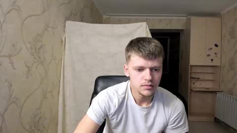 Snapshot of thomas_shelbivip chatting on 11-16-25, 09:09 Tomas online show from 11-16-25, 09:09