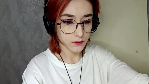 Lina online show from 12-02-25, 12:10