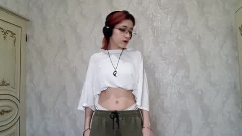 Lina online show from 12-05-25, 11:30