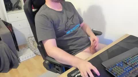 thommy2008 online show from 10-17-25, 11:29