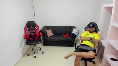 thomson_hot01 online show from 02-20-26, 06:26