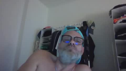 Snapshot of thomster1972good chatting on 02-19-26, 11:56 Tom online show from 02-19-26, 11:56