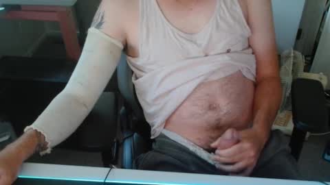 Snapshot of thongb0i chatting on 01-02-25, 07:51 thongb0i online show from 01-02-25, 07:51