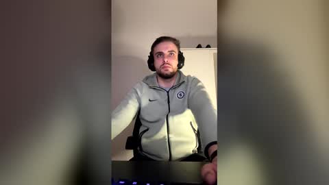 Snapshot of thorodinson03 chatting on 02-16-26, 06:04 thorodinson03 online show from 02-16-26, 06:04