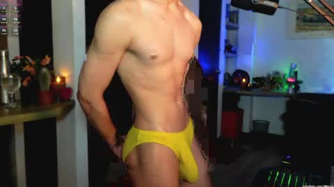   L e a n d e r   25OFF ON MY OF online show from 04-02-26, 02:58