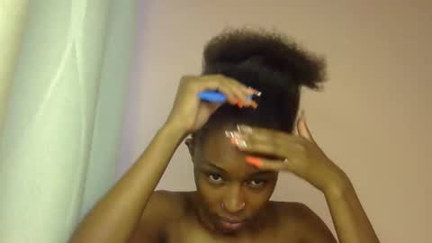 Snapshot of thotiana007 chatting on 09-12-25, 05:40 thotiana007 online show from 09-12-25, 05:40