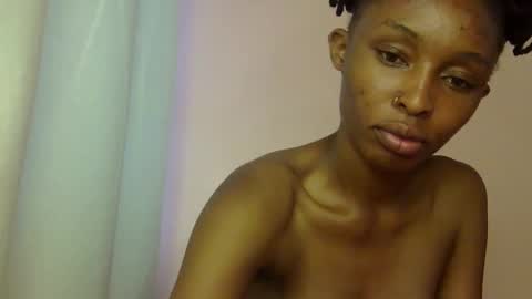 Snapshot of thotiana007 chatting on 09-28-25, 12:21 thotiana007 online show from 09-28-25, 12:21