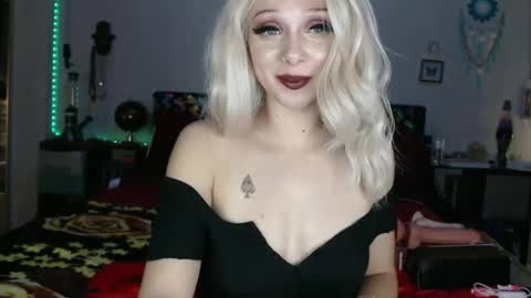 Snapshot of throatchakra chatting on 12-06-24, 07:21 Opulent Kingdom online show from 12-06-24, 07:21