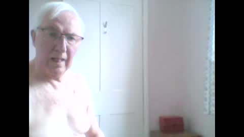 thruster99 online show from 01-22-25, 10:07