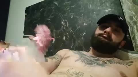 Snapshot of thug__ chatting on 12-20-24, 01:58 HugeJuicy online show from 12-20-24, 01:58