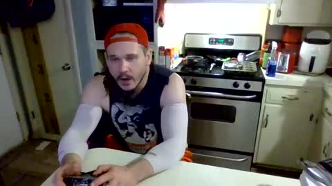 thunder8u42 online show from 10-09-25, 04:10