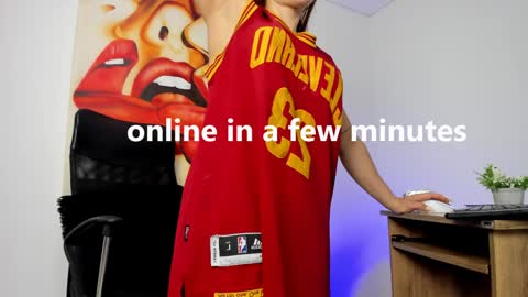 Snapshot of tiago_hannah chatting on 12-11-24, 10:03 carolina online show from 12-11-24, 10:03