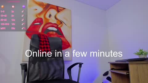 Snapshot of tiago_hannah chatting on 12-21-24, 05:29 carolina online show from 12-21-24, 05:29