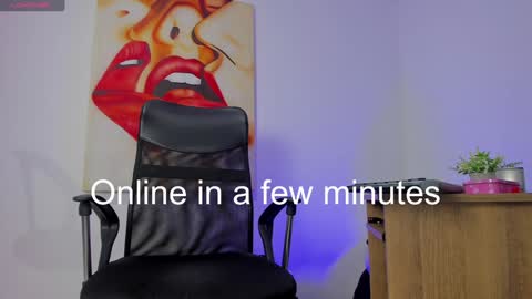 Snapshot of tiago_hannah chatting on 12-22-24, 11:33 carolina online show from 12-22-24, 11:33