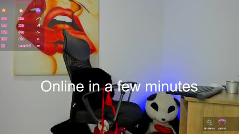 Snapshot of tiago_hannah chatting on 01-09-25, 09:16 carolina online show from 01-09-25, 09:16