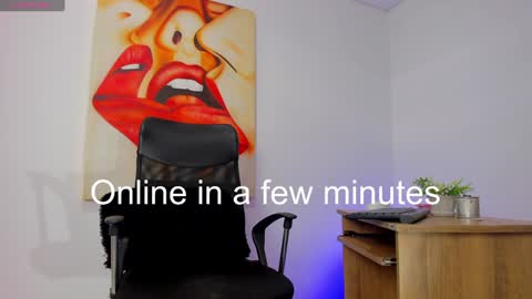 Snapshot of tiago_hannah chatting on 01-25-25, 05:19 carolina online show from 01-25-25, 05:19