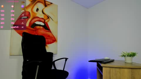 Snapshot of tiago_hannah chatting on 02-13-25, 10:44 carolina online show from 02-13-25, 10:44