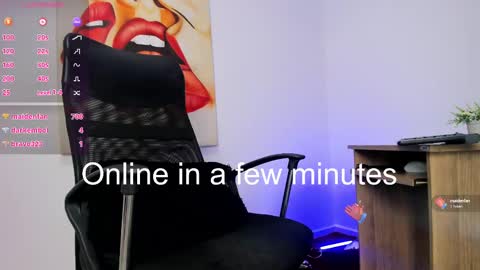 Snapshot of tiago_hannah chatting on 02-13-25, 01:48 carolina online show from 02-13-25, 01:48