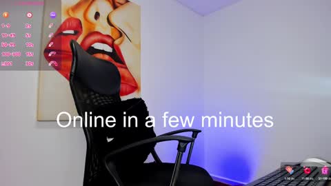 Snapshot of tiago_hannah chatting on 02-20-25, 09:22 carolina online show from 02-20-25, 09:22