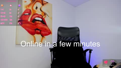 Snapshot of tiago_hannah chatting on 02-26-25, 11:52 carolina online show from 02-26-25, 11:52