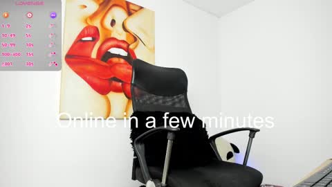 Snapshot of tiago_hannah chatting on 03-09-25, 11:36 carolina online show from 03-09-25, 11:36