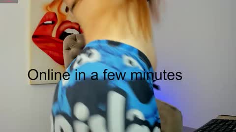 Snapshot of tiago_hannah chatting on 10-08-25, 11:41 carolina online show from 10-08-25, 11:41