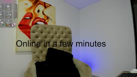 Snapshot of tiago_hannah chatting on 10-30-25, 09:11 carolina online show from 10-30-25, 09:11