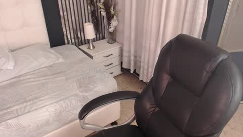 LIA online show from 02-23-26, 11:40