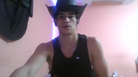 Snapshot of tiann34 chatting on 12-12-24, 01:53 Tian online show from 12-12-24, 01:53