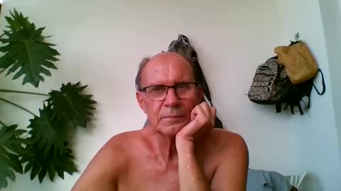 tiaretiareopui online show from 01-10-26, 10:28