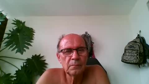 tiaretiareopui online show from 01-15-26, 07:02