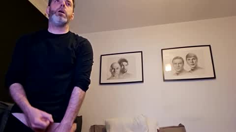 tiberius_1981 online show from 09-16-25, 09:16