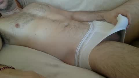 Snapshot of tiburonbeach39 chatting on 11-18-25, 11:03 Tiburonbeach online show from 11-18-25, 11:03