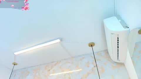 Tifani brown online show from 02-10-26, 12:09