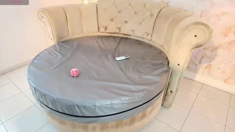 Tifani brown online show from 02-12-26, 11:38