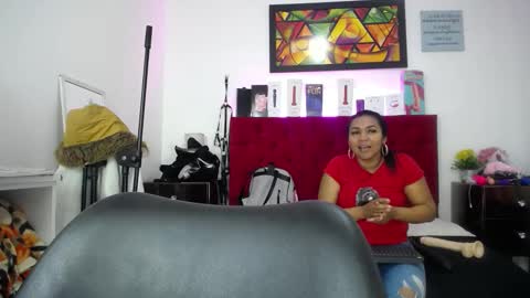 Snapshot of tifanny_nails chatting on 09-16-25, 12:17 Tifanny Nails online show from 09-16-25, 12:17