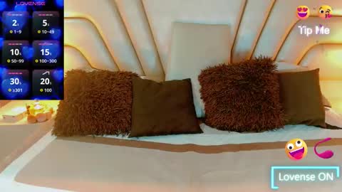 Snapshot of tifannysexy69 chatting on 11-25-25, 01:33 Tifannysexy69 online show from 11-25-25, 01:33