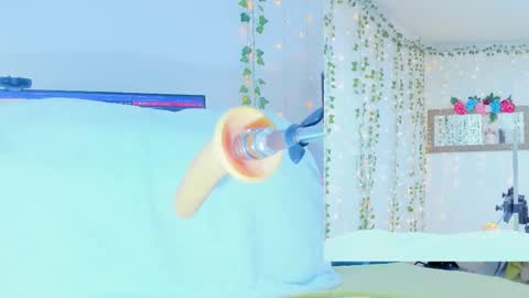 Tiffanny online show from 10-08-25, 09:29