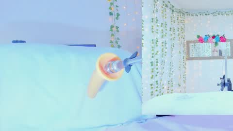 Tiffanny online show from 10-09-25, 09:29