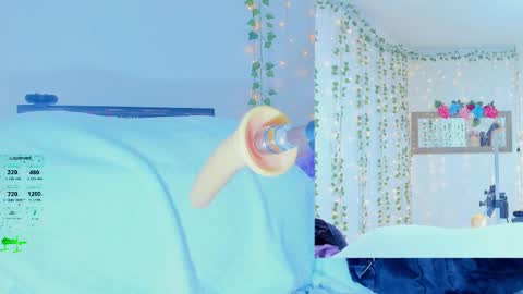 Tiffanny online show from 10-20-25, 09:21