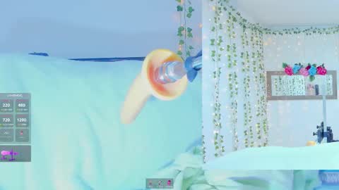 Tiffanny online show from 10-23-25, 08:02